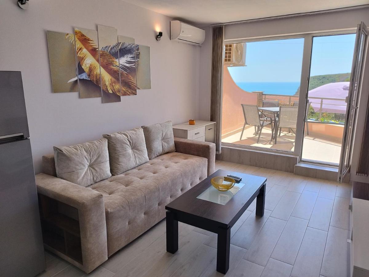 Green, Quiet And Beautiful 1 Apartment Каварна Екстериор снимка