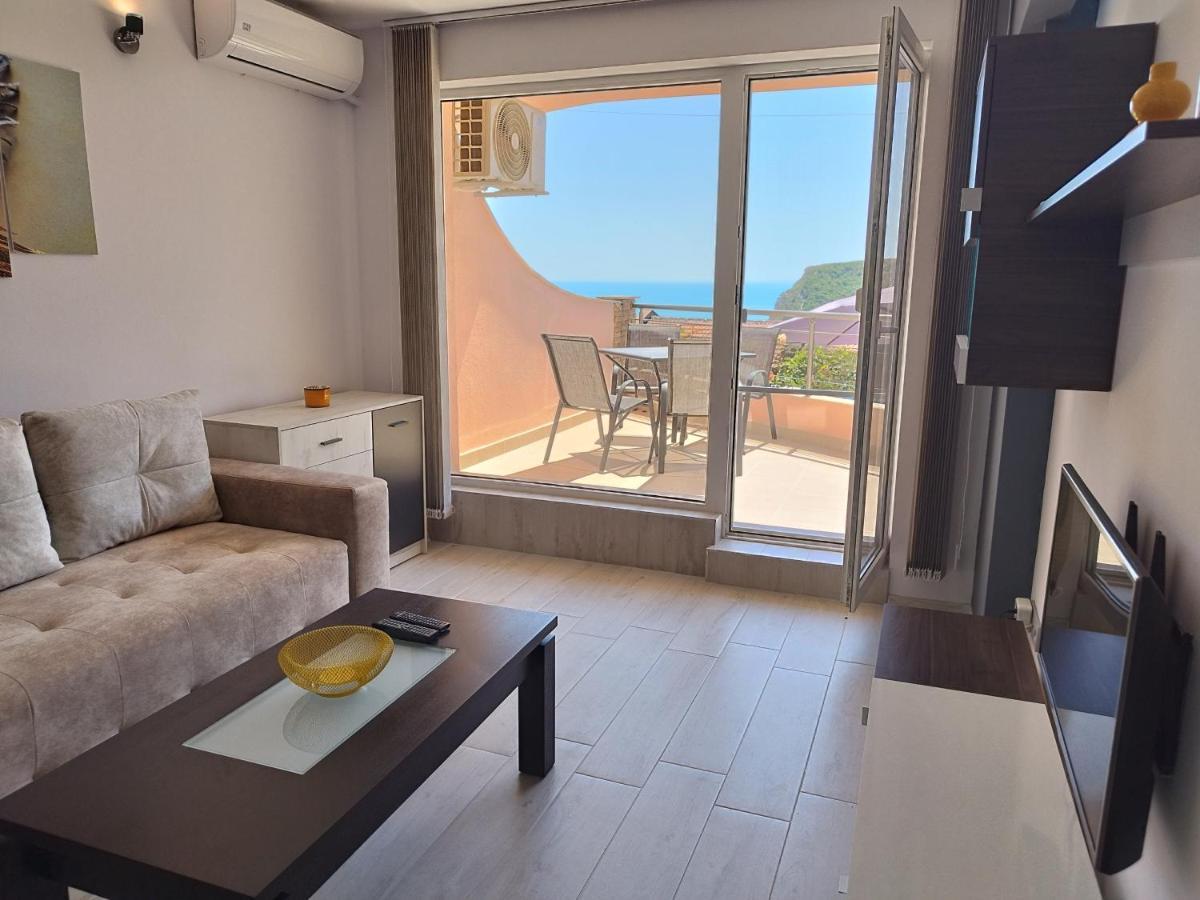 Green, Quiet And Beautiful 1 Apartment Каварна Екстериор снимка